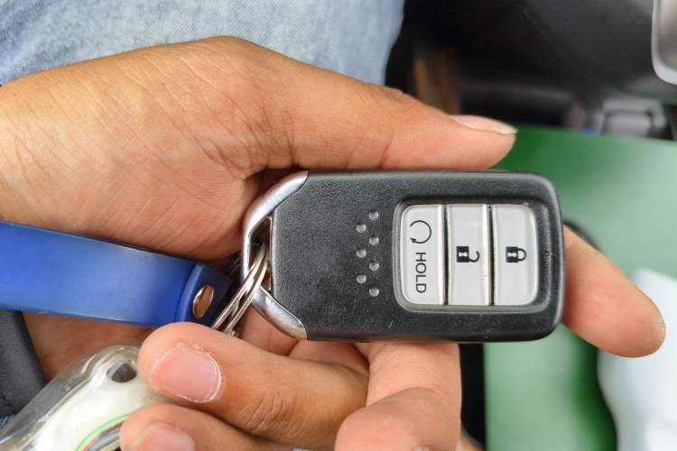 Used Honda CR-V 2019 240TURBO CVT 2WD Fashion Edition China V Vehicle Key