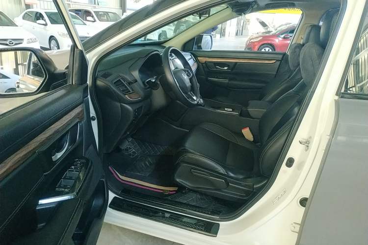 Used Honda CR-V 2019 240TURBO CVT 2WD Comfort Version China VI Emission Standard Interior 3