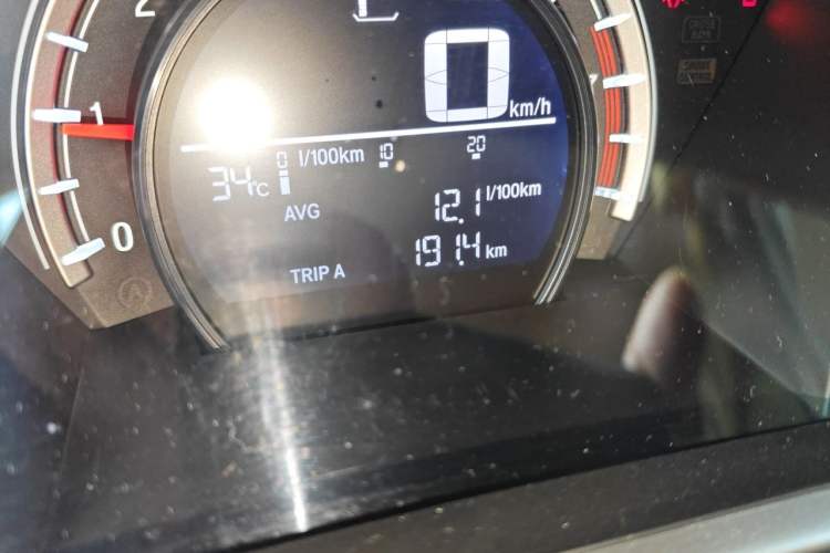 Used Honda CR-V 2019 240TURBO CVT 2WD Comfort Version China VI Emission Standard Odometer Close Up
