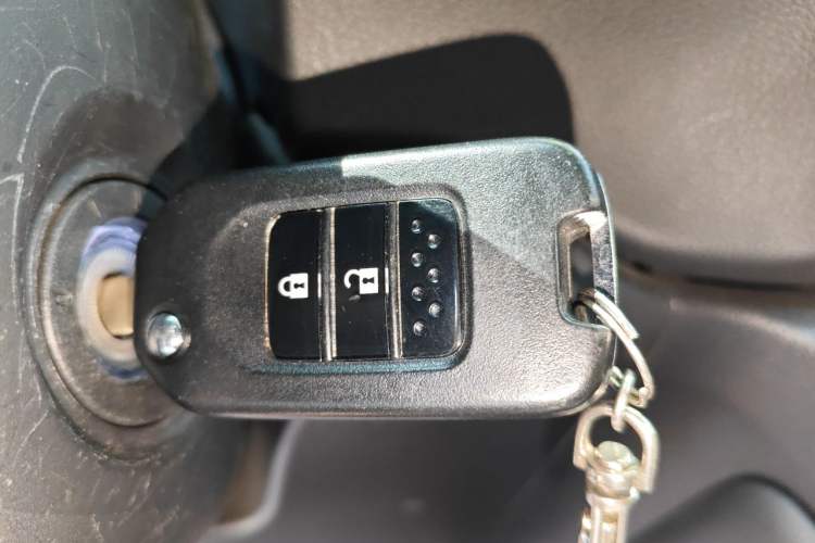 Used Honda CR-V 2019 240TURBO CVT 2WD Comfort Version China VI Emission Standard Vehicle Key