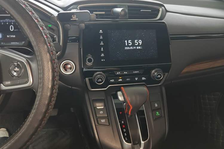 Used Honda CR-V 2019 240TURBO CVT 2WD Fashion Edition China V Audio And AC Panel