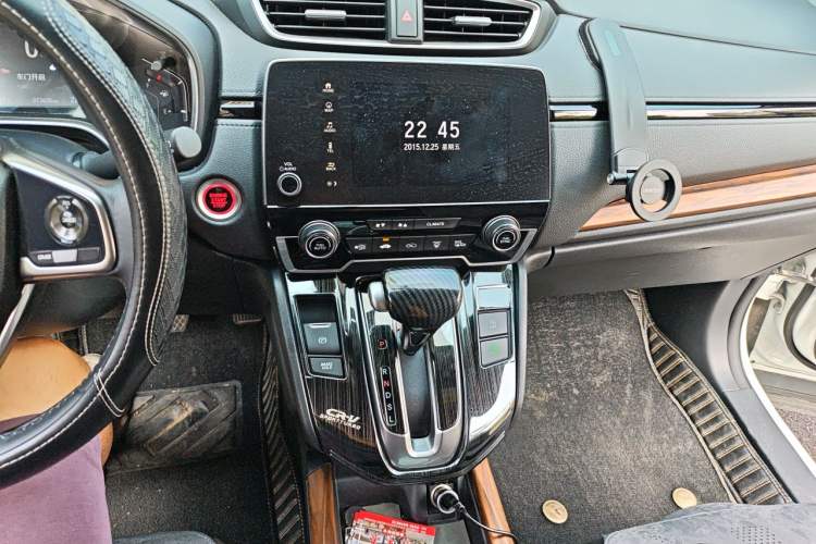 Used Honda CR-V 2019 Brilliant Edition Plus 240TURBO CVT Two-Wheel Drive Fashion Version China VI Emission Standard Audio And AC Panel