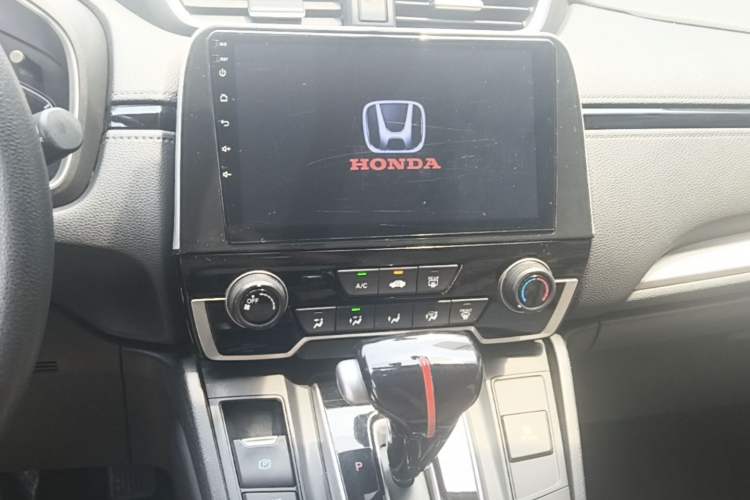 Used Honda CR-V 2019 Brilliant Edition 240TURBO CVT 2WD Comfort Version China VI Emission Standard Audio And AC Panel