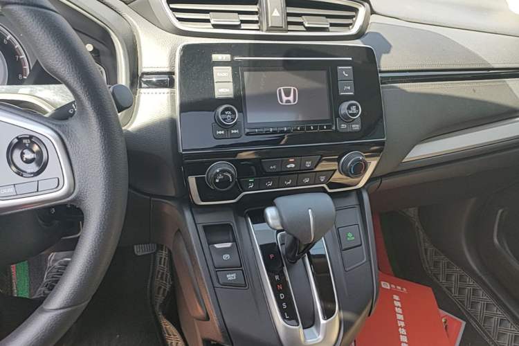 Used Honda CR-V 2019 Brilliant Edition 240TURBO CVT 2WD Comfort Version China VI Emission Standard Audio And AC Panel