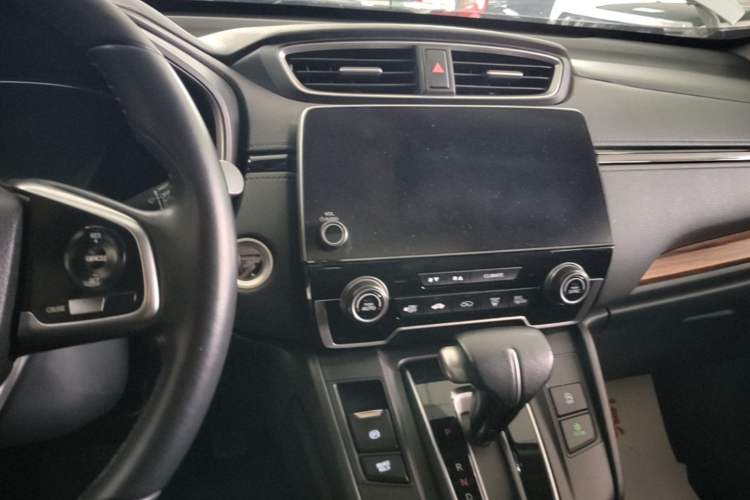 Used Honda CR-V 2019 240TURBO CVT 2WD Fashion Edition China V Audio And AC Panel