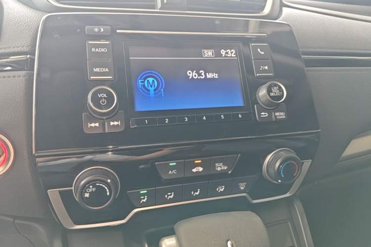 Used Honda CR-V 2019 240TURBO CVT 2WD Urban Edition China VI Emission Standard Audio And AC Panel