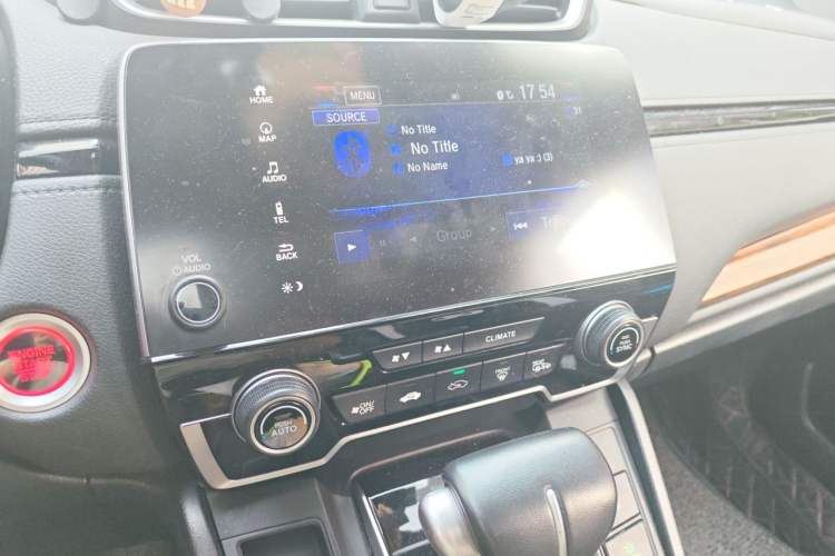 Used Honda CR-V 2019 240TURBO CVT 2WD Fashion Edition China V Audio And AC Panel