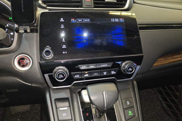 Used Honda CR-V 2019 240TURBO CVT 2WD Fashion Edition China V Audio And AC Panel