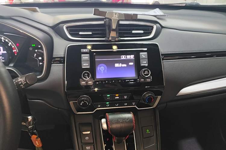 Used Honda CR-V 2019 240TURBO CVT 2WD Comfort Version China VI Emission Standard Audio And AC Panel