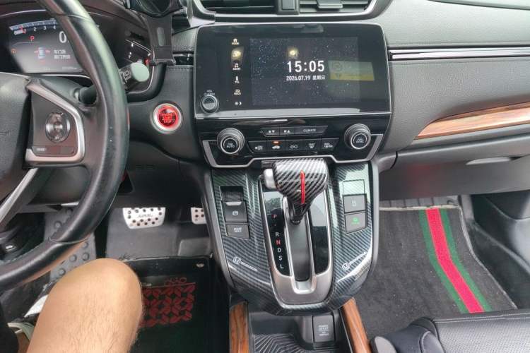 Used Honda CR-V 2019 240TURBO CVT 2WD Fashion Edition China V Audio And AC Panel