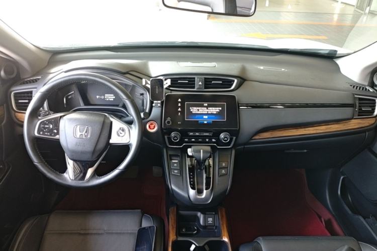 Used Honda CR-V 2019 240TURBO CVT 2WD Fashion Edition China V Center Console