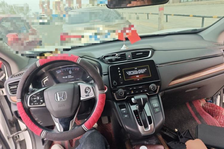 Used Honda CR-V 2019 240TURBO CVT 2WD Fashion Edition China V Center Console