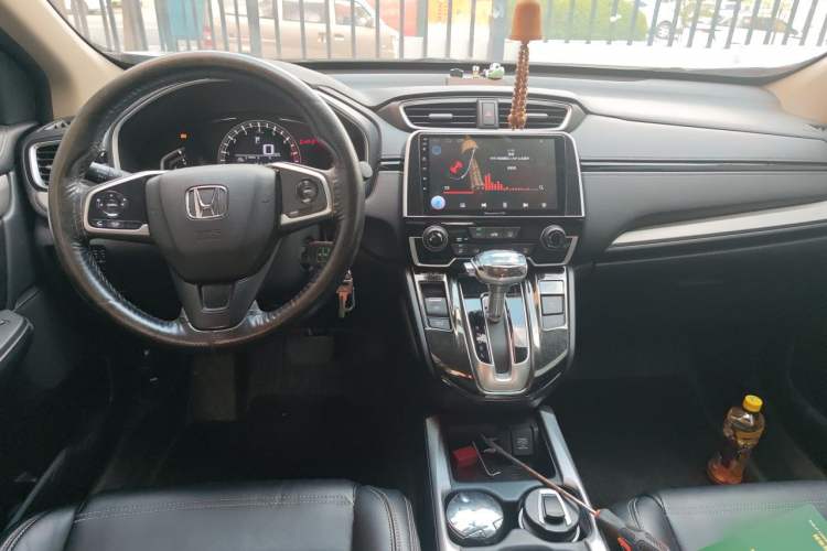 Used Honda CR-V 2019 240TURBO CVT 2WD Comfort Version China V Center Console