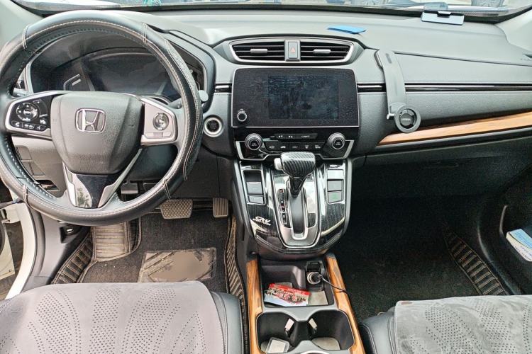 Used Honda CR-V 2019 Brilliant Edition Plus 240TURBO CVT Two-Wheel Drive Fashion Version China VI Emission Standard Center Console