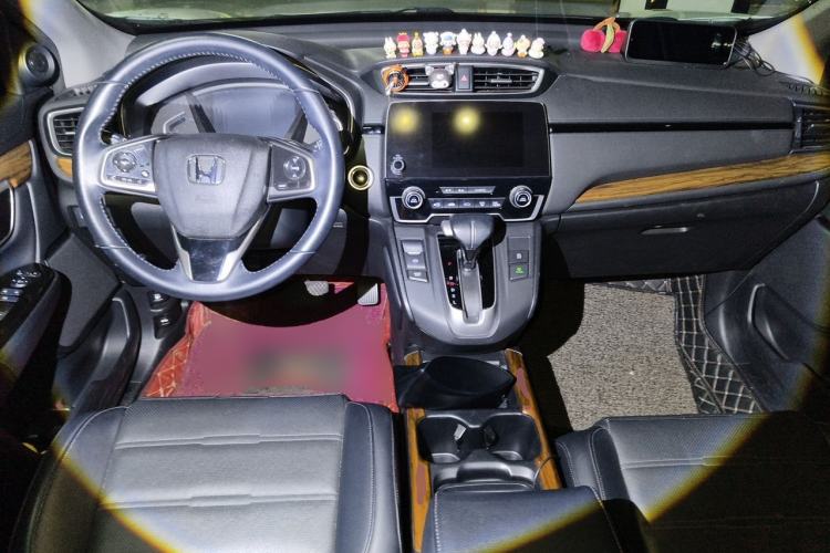 Used Honda CR-V 2019 240TURBO CVT 2WD Fashion Edition China V Center Console