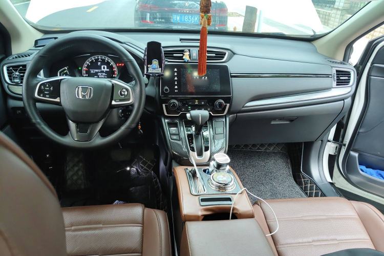 Used Honda CR-V 2019 240TURBO CVT 2WD Comfort Version China VI Emission Standard Center Console