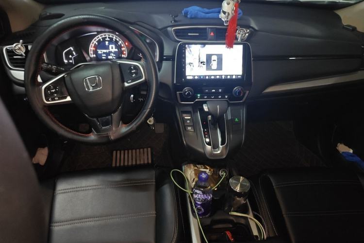 Used Honda CR-V 2019 240TURBO CVT 2WD Comfort Version China VI Emission Standard Center Console