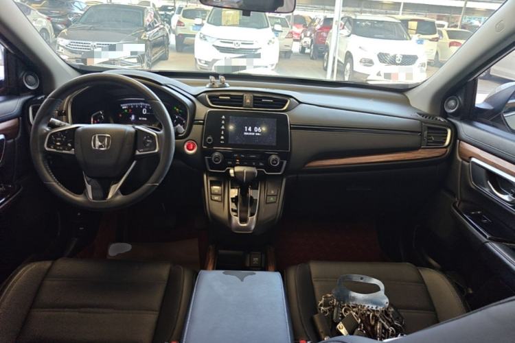 Used Honda CR-V 2019 240TURBO CVT 2WD Fashion Edition China VI Center Console