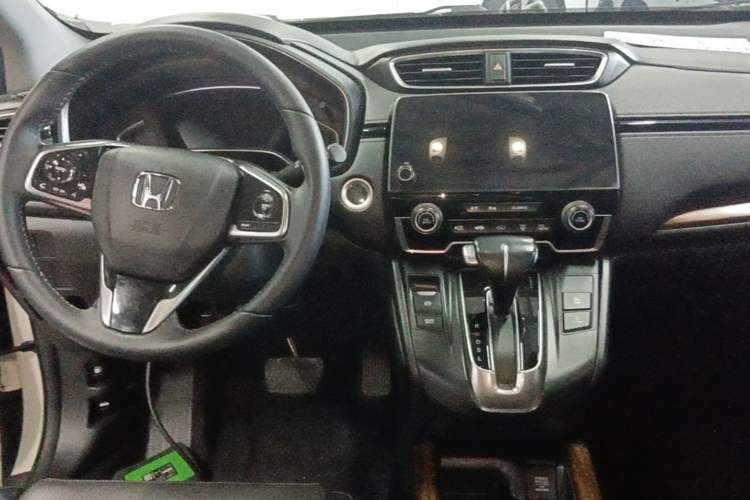 Used Honda CR-V 2019 240TURBO CVT 2WD Fashion Edition China V Center Console