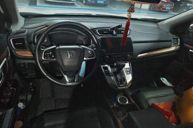 Used Honda CR-V 2019 240TURBO CVT 2WD Fashion Edition China V Center Console