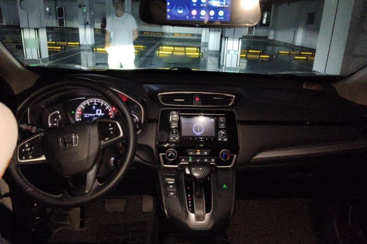Used Honda CR-V 2019 240TURBO CVT 2WD Comfort Version China V Center Console