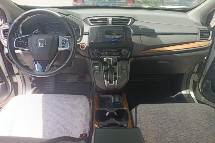 Used Honda CR-V 2019 240TURBO CVT Four-Wheel Drive Luxury Edition China V Emission Standard Center Console