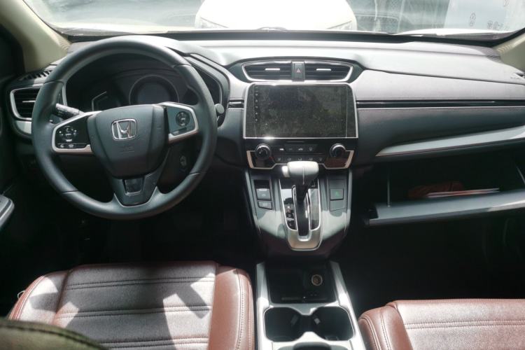 Used Honda CR-V 2019 Brilliant Edition 240TURBO CVT 2WD Comfort Version China VI Emission Standard Center Console