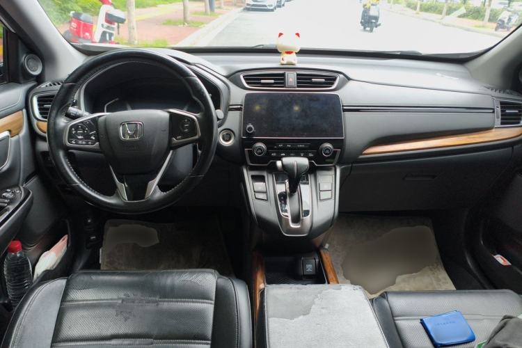 Used Honda CR-V 2019 Brilliant Edition Plus 240TURBO CVT Two-Wheel Drive Fashion Version China VI Emission Standard Center Console