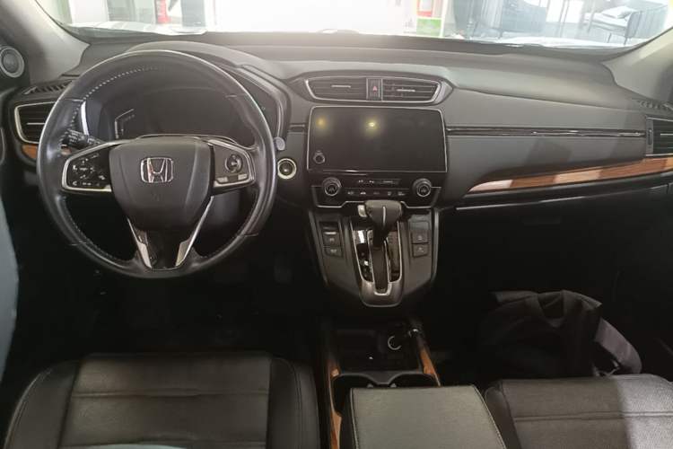 Used Honda CR-V 2019 Brilliant Edition Plus 240TURBO CVT Two-Wheel Drive Fashion Version China VI Emission Standard Center Console