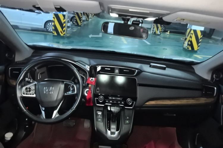 Used Honda CR-V 2019 240TURBO CVT 2WD Fashion Edition China V Center Console