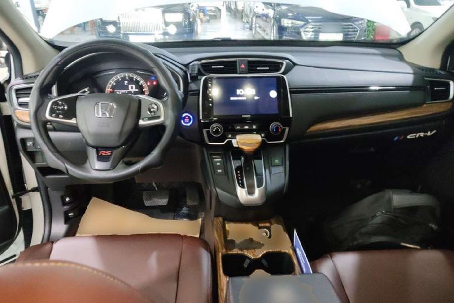 Used Honda CR-V 2019 Brilliant Edition 240TURBO CVT 2WD Comfort Version China VI Emission Standard Center Console