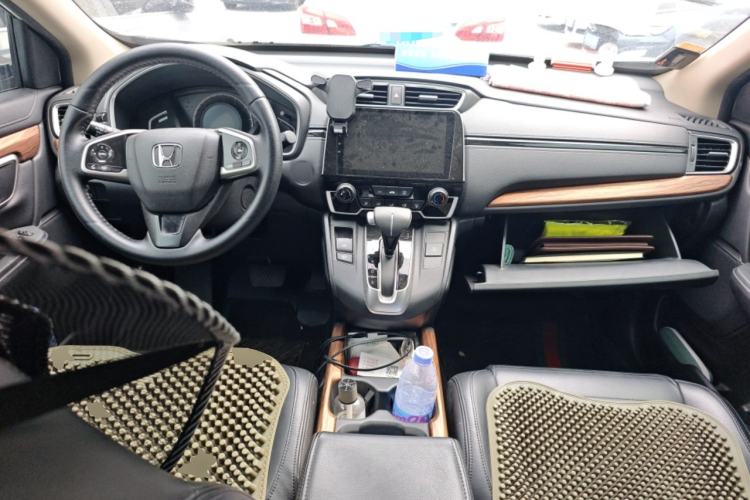 Used Honda CR-V 2019 Brilliant Edition 240TURBO CVT 2WD Urban Version China VI Emission Standard Center Console