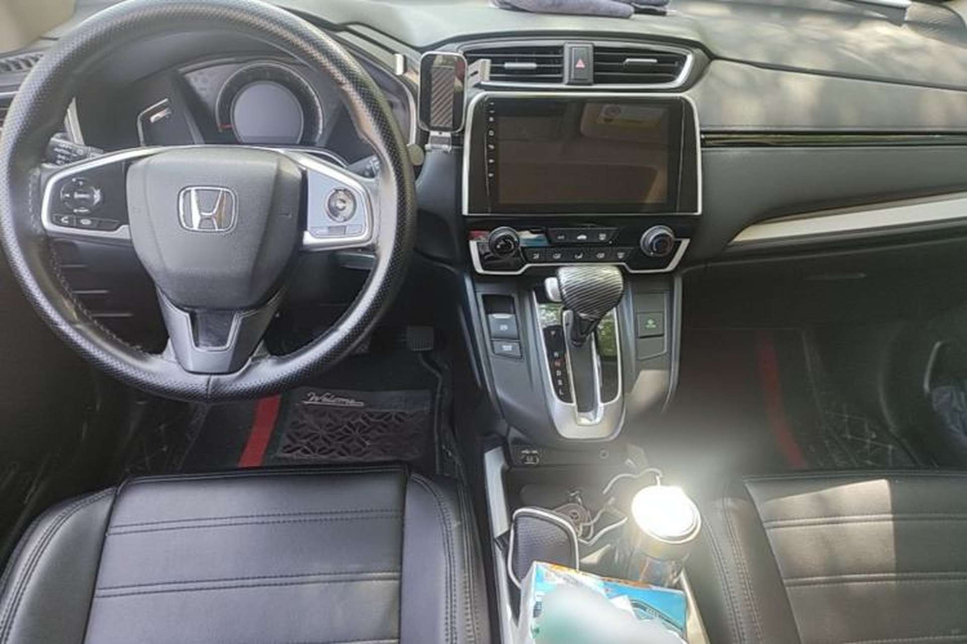 Used Honda CR-V 2019 Brilliant Edition 240TURBO CVT 2WD Comfort Version China VI Emission Standard Center Console