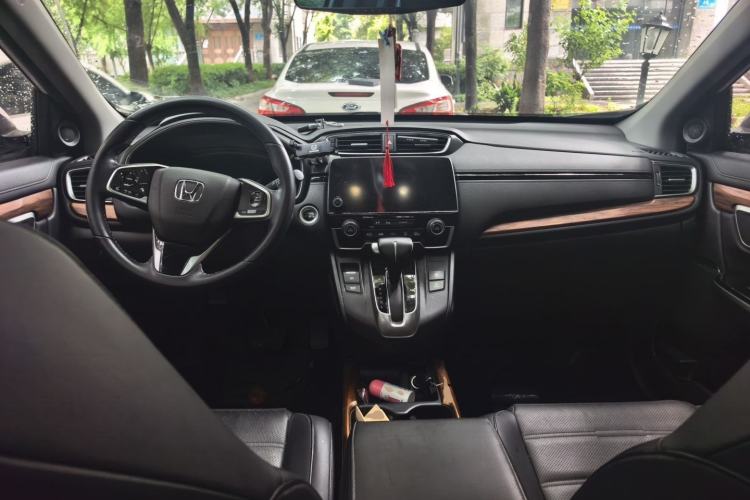 Used Honda CR-V 2019 240TURBO CVT 2WD Fashion Edition China V Center Console