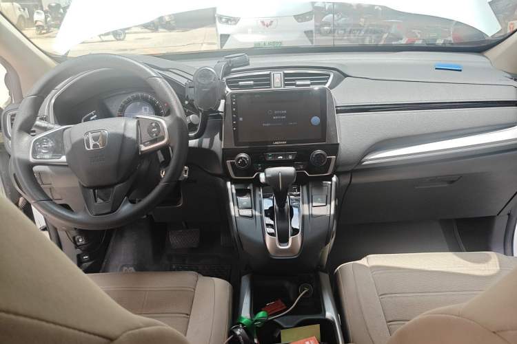 Used Honda CR-V 2019 240TURBO CVT 2WD Comfort Version China VI Emission Standard Center Console