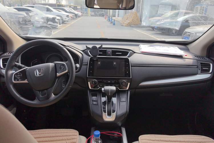 Used Honda CR-V 2019 240TURBO CVT 2WD Comfort Version China VI Emission Standard Center Console