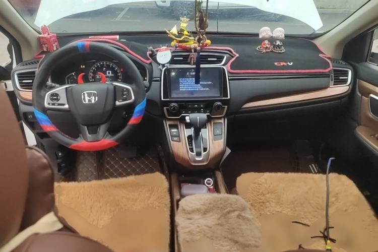 Used Honda CR-V 2019 240TURBO CVT 2WD Comfort Version China V Center Console