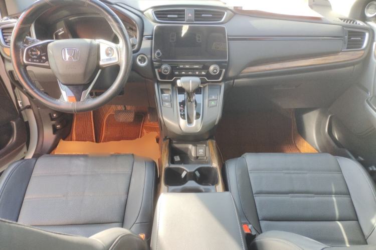 Used Honda CR-V 2019 240TURBO CVT 2WD Fashion Edition China V Center Console