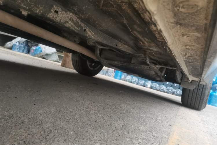 Used Honda CR-V 2019 240TURBO CVT 2WD Comfort Version China VI Emission Standard Chassis Front Left