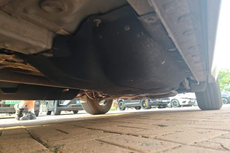 Used Honda CR-V 2019 240TURBO CVT 2WD Comfort Version China VI Emission Standard Chassis Front Left
