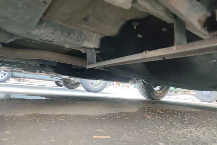 Used Honda CR-V 2019 240TURBO CVT 2WD Comfort Version China VI Emission Standard Chassis Front Left