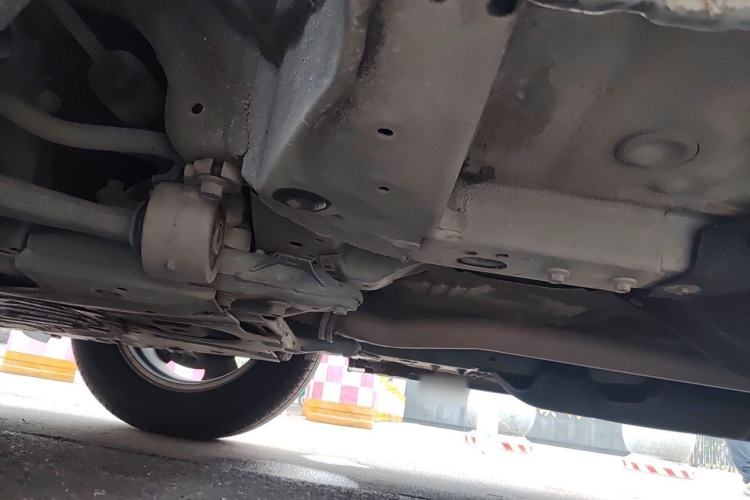 Used Honda CR-V 2019 240TURBO CVT 2WD Fashion Edition China V Chassis Front Left