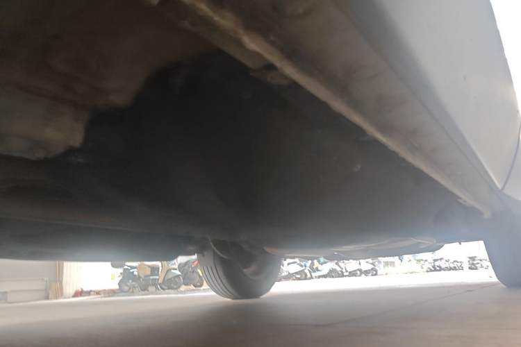 Used Honda CR-V 2019 240TURBO CVT 2WD Comfort Version China VI Emission Standard Chassis Front Left