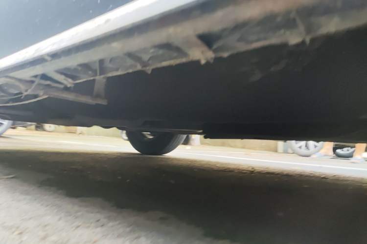 Used Honda CR-V 2019 240TURBO CVT 2WD Comfort Version China VI Emission Standard Chassis Front Right