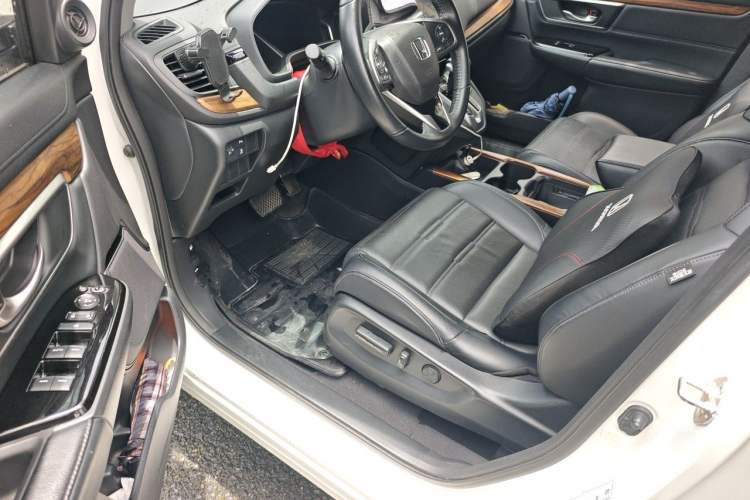 Used Honda CR-V 2019 240TURBO CVT 2WD Fashion Edition China V Driver Seat