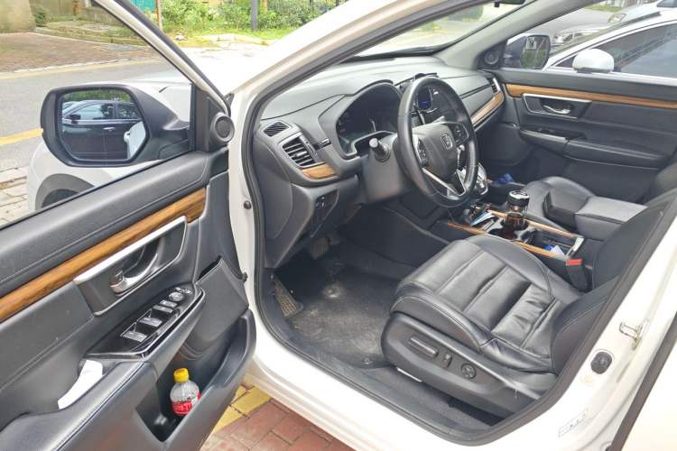 Used Honda CR-V 2019 Brilliant Edition Plus 240TURBO CVT Two-Wheel Drive Fashion Version China VI Emission Standard Driver Seat