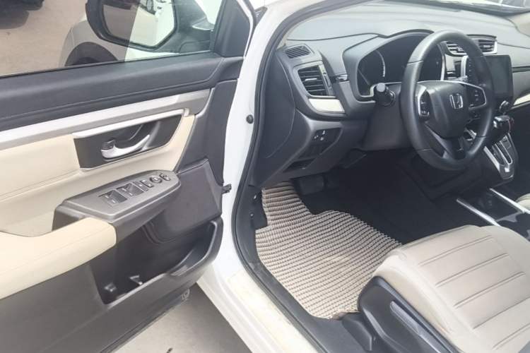 Used Honda CR-V 2019 Brilliant Edition 240TURBO CVT 2WD Comfort Version China VI Emission Standard Driver Seat