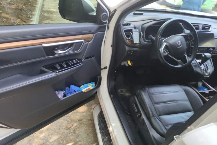 Used Honda CR-V 2019 240TURBO CVT 2WD Fashion Edition China V Driver Seat