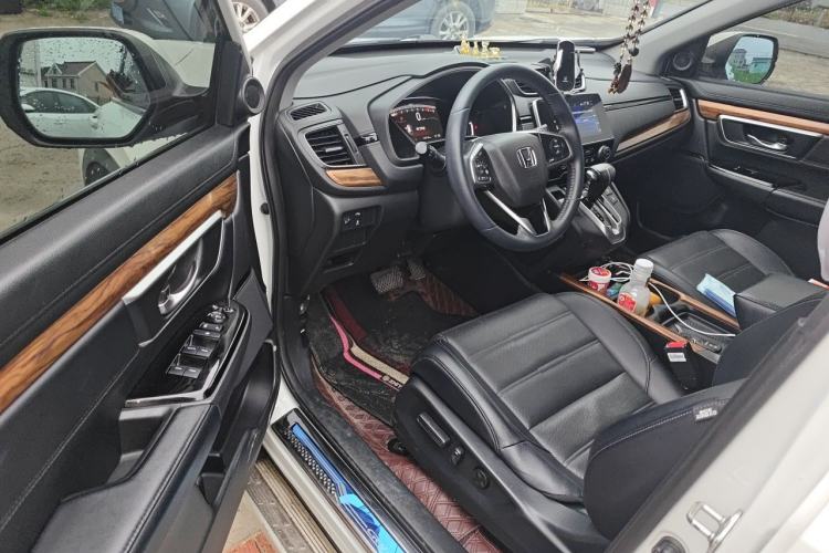Used Honda CR-V 2019 Brilliant Edition Plus 240TURBO CVT Two-Wheel Drive Fashion Version China VI Emission Standard Driver Seat