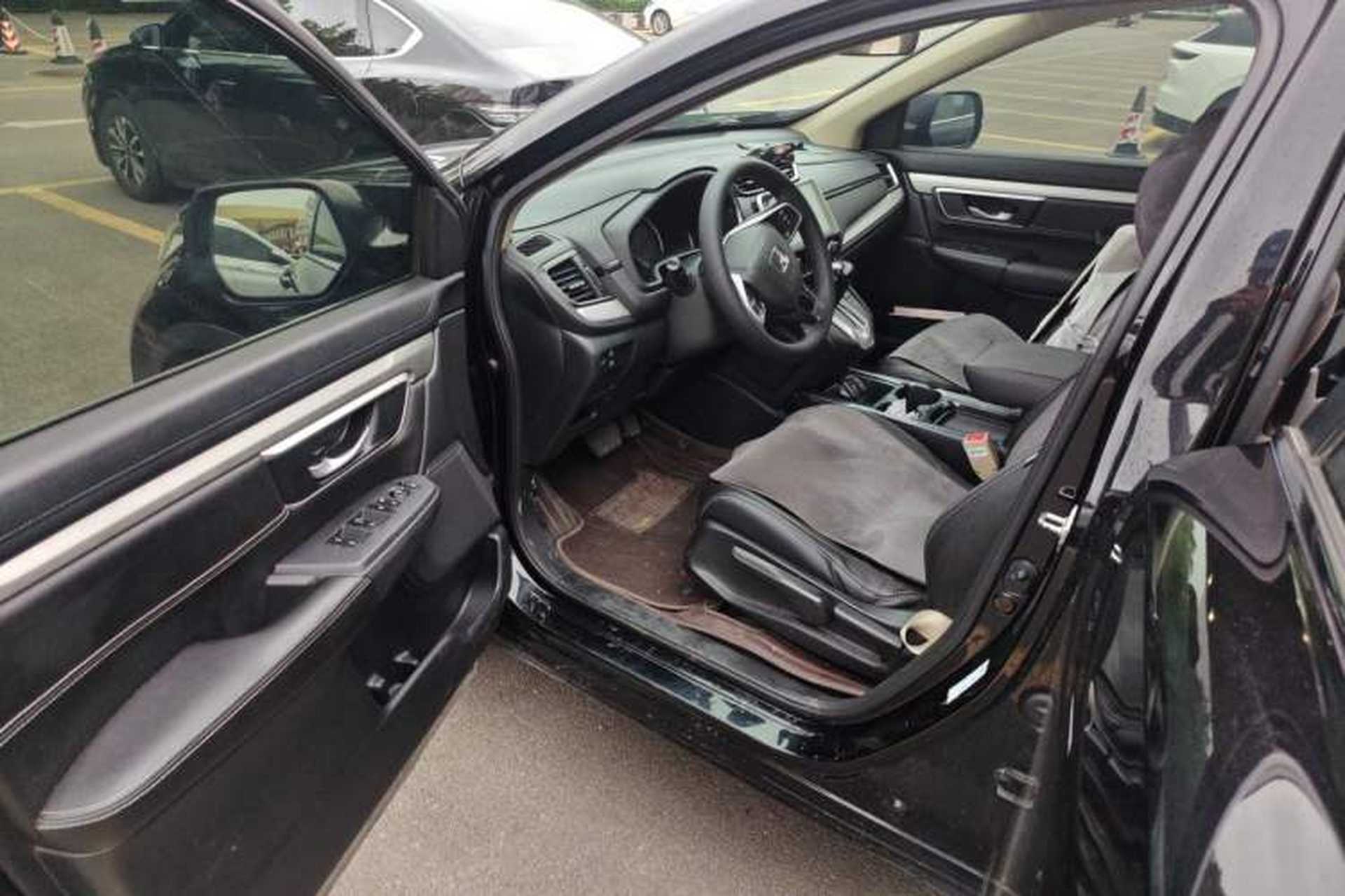 Used Honda CR-V 2019 Brilliant Edition 240TURBO CVT 2WD Comfort Version China VI Emission Standard Driver Seat